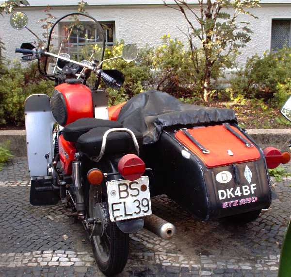 MZ ETZ250 mit Seitenwagen